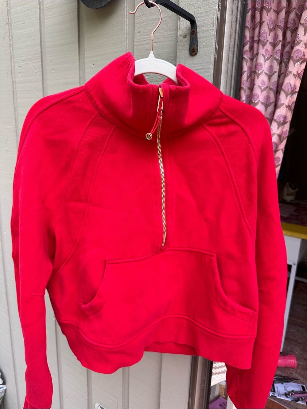 *Limited edition* Lululemon Lunar New Year Scuba  cropped/ Dark Red